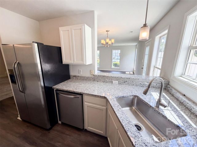3831 Mohawk Court, Charlotte, NC 28215