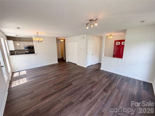 3831 Mohawk Court, Charlotte, NC 28215