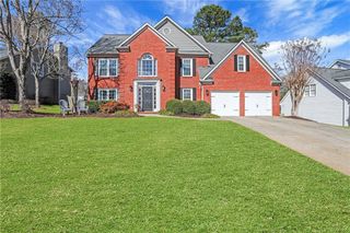 5670 N Hillbrooke Trace, Alpharetta, GA 30005