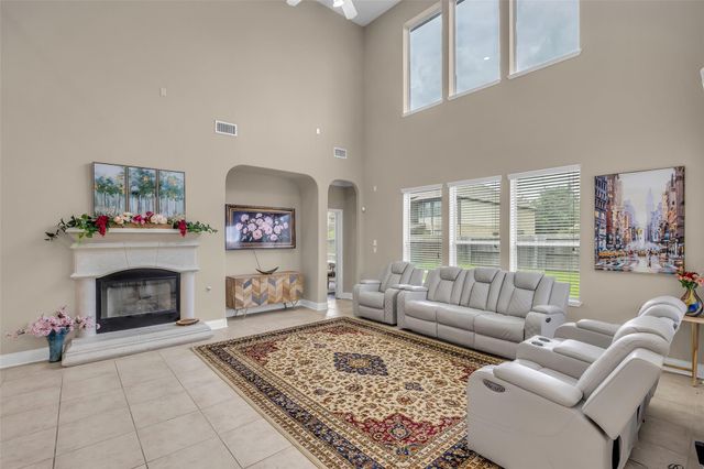 3314 Sussex Way, Friendswood, TX 77546