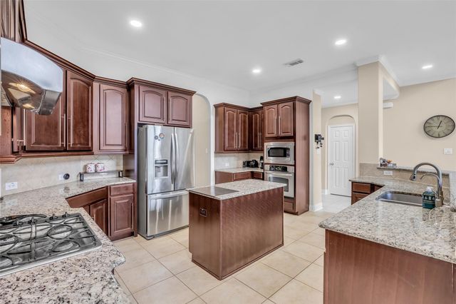 3314 Sussex Way, Friendswood, TX 77546
