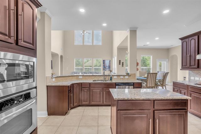 3314 Sussex Way, Friendswood, TX 77546