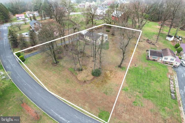 2202 GREEN HAVEN WAY, Hampstead, MD 21074