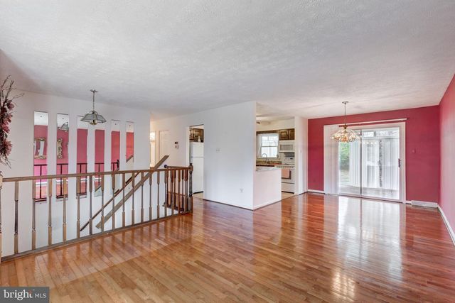 2202 GREEN HAVEN WAY, Hampstead, MD 21074