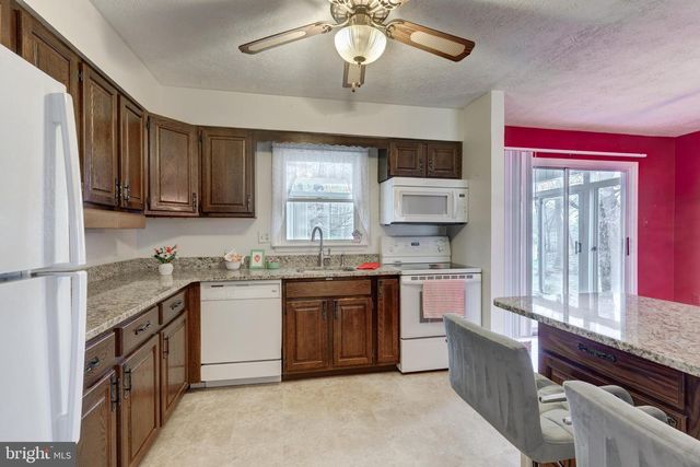 2202 GREEN HAVEN WAY, Hampstead, MD 21074