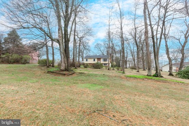 2202 GREEN HAVEN WAY, Hampstead, MD 21074