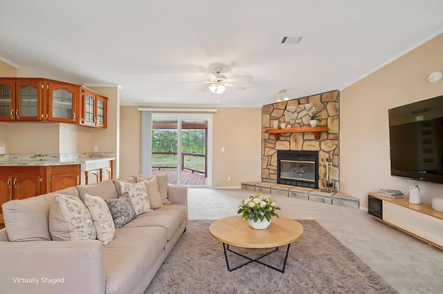 250 Wharton Rd, Kerrville, TX 78028
