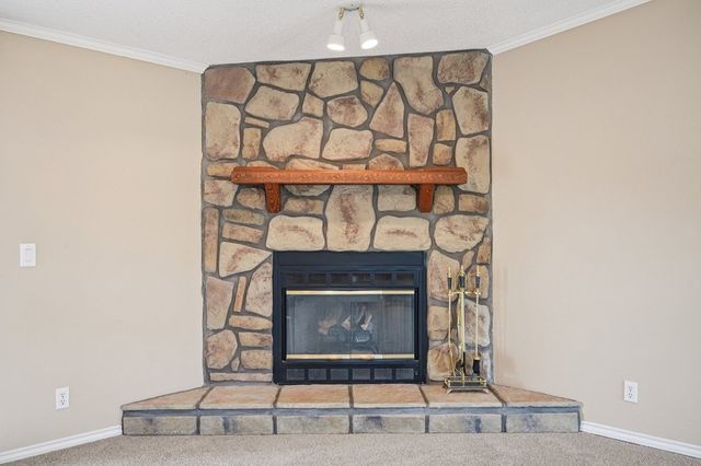 250 Wharton Rd, Kerrville, TX 78028