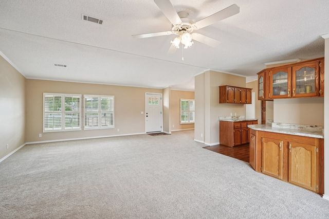 250 Wharton Rd, Kerrville, TX 78028