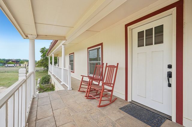 250 Wharton Rd, Kerrville, TX 78028