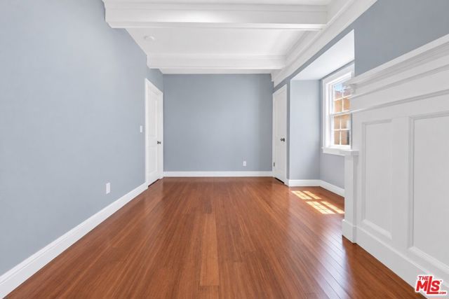 152 N Benton Way, Los Angeles, CA 90026