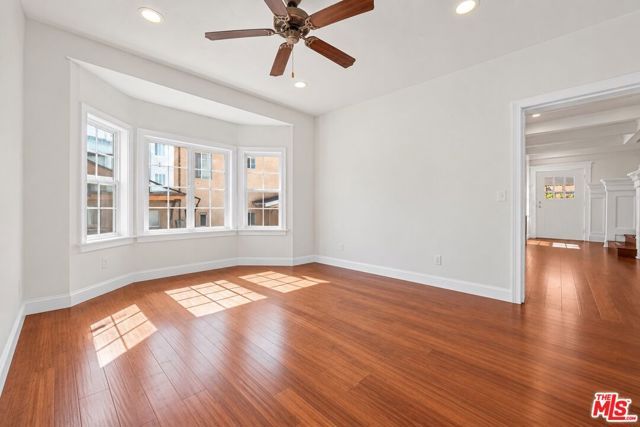 152 N Benton Way, Los Angeles, CA 90026