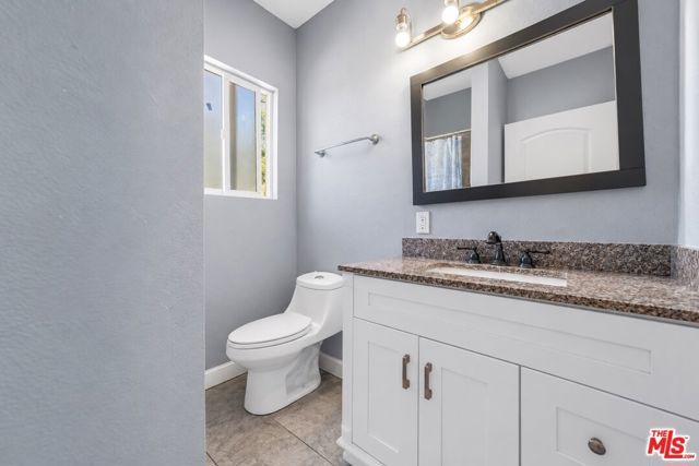 152 N Benton Way, Los Angeles, CA 90026