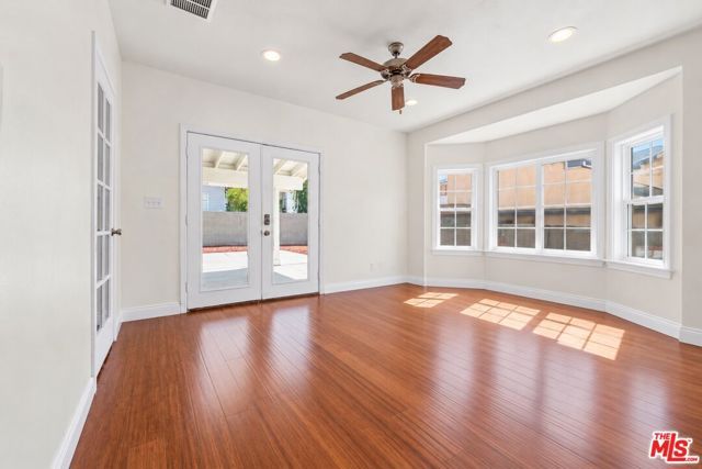 152 N Benton Way, Los Angeles, CA 90026