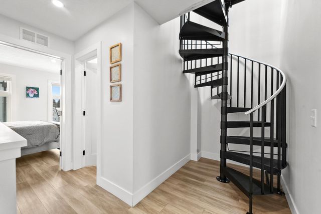 200 Gillis Street, Traverse City, MI 49684