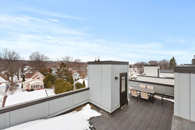 200 Gillis Street, Traverse City, MI 49684