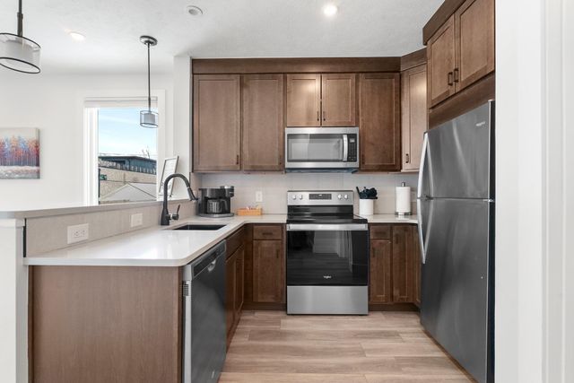 200 Gillis Street, Traverse City, MI 49684