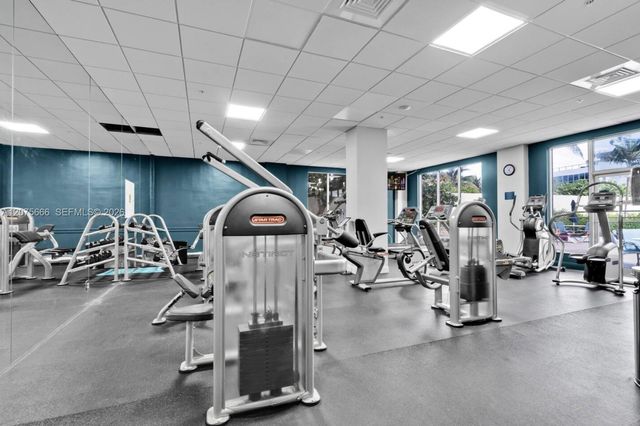 4001 S Ocean Drive 5J, Hollywood, FL 33019
