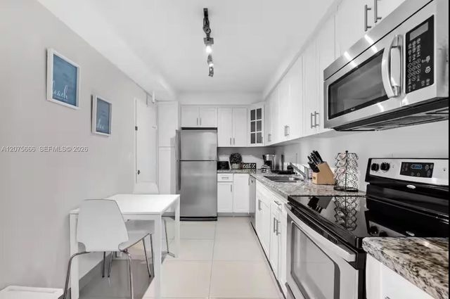 4001 S Ocean Drive 5J, Hollywood, FL 33019