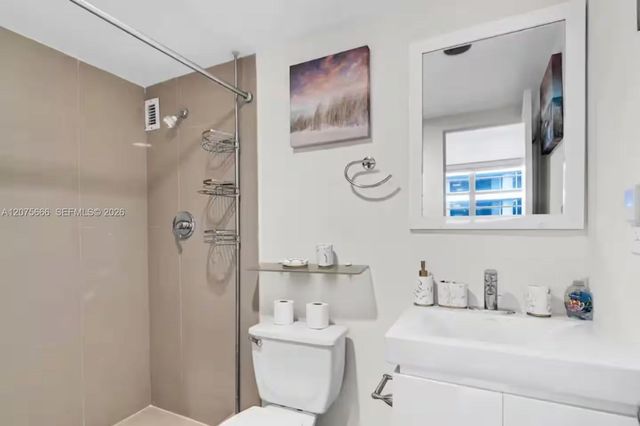 4001 S Ocean Drive 5J, Hollywood, FL 33019