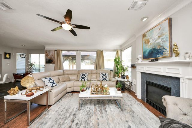 3515 Shadowside Court, Houston, TX 77082