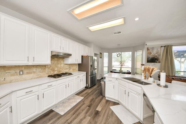 3515 Shadowside Court, Houston, TX 77082