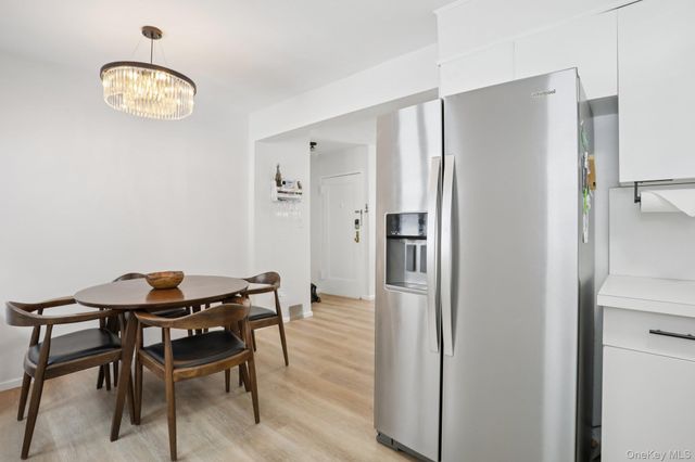 23 Lawrence Drive A, White Plains, NY 10603