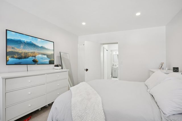 23 Lawrence Drive A, White Plains, NY 10603