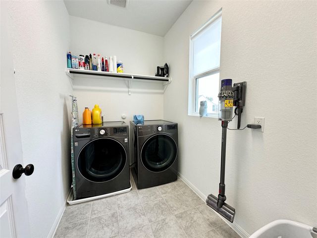 2009 Winston WAY, Leander, TX 78641