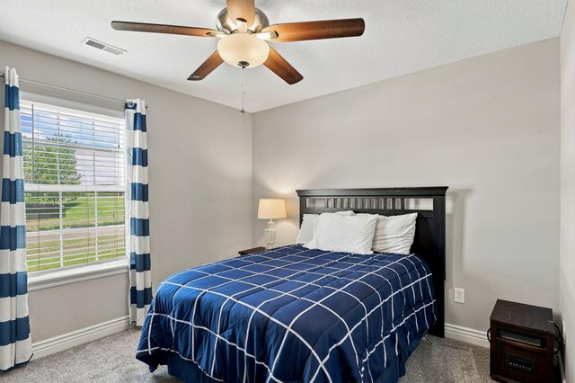 2304 CONTESSA LP, Columbia, MO 65202