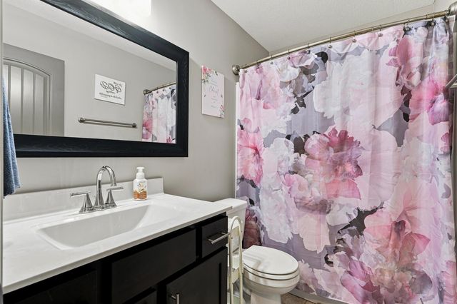 2304 CONTESSA LP, Columbia, MO 65202