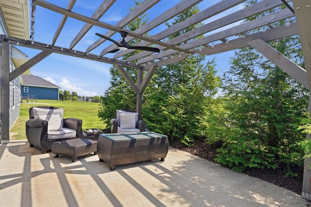 2304 CONTESSA LP, Columbia, MO 65202