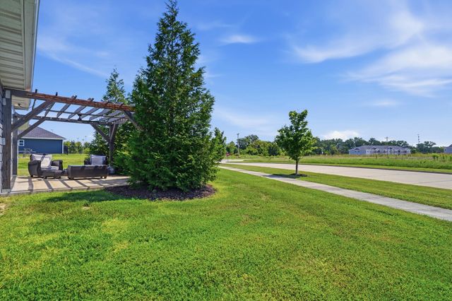 2304 CONTESSA LP, Columbia, MO 65202