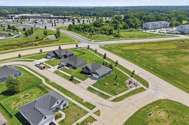 2304 CONTESSA LP, Columbia, MO 65202