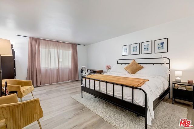 5376 Fairview Boulevard 102, Los Angeles, CA 90056