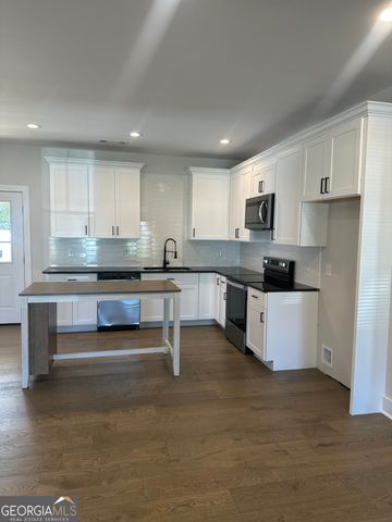 130 W Hall Street, Milledgeville, GA 31061