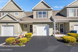 26 Wiley Way, Toms River, NJ 08757