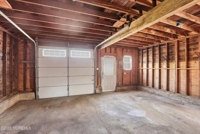 542 Burke Road, Jackson, NJ 08527