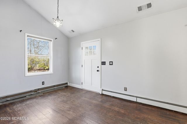 542 Burke Road, Jackson, NJ 08527