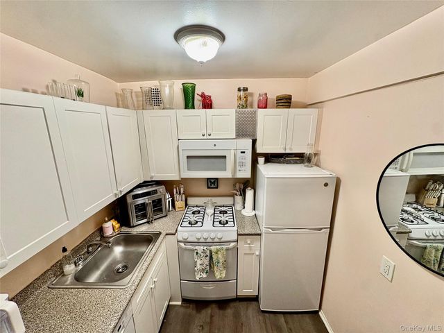 465 Shore Road, Long Beach, NY 11561