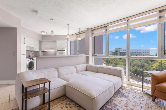 470 3RD STREET S 515, St Petersburg, FL 33701
