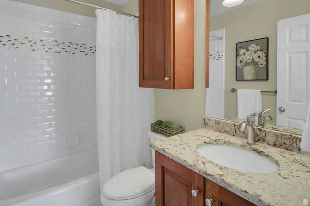 Image 17 of property listing at 1316 S 150 E, Kaysville, UT 84037