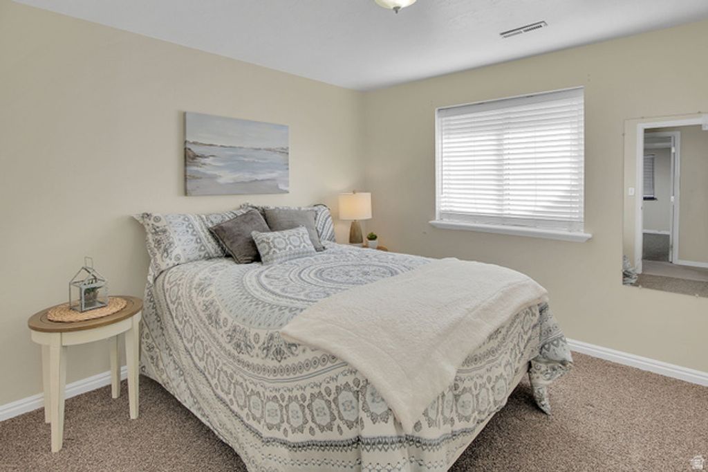 Image 18 of property listing at 1316 S 150 E, Kaysville, UT 84037