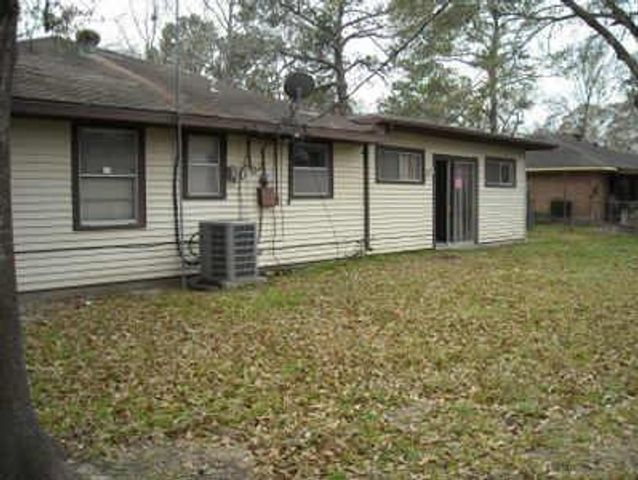 231 Gruss Drive, Houston, TX 77060