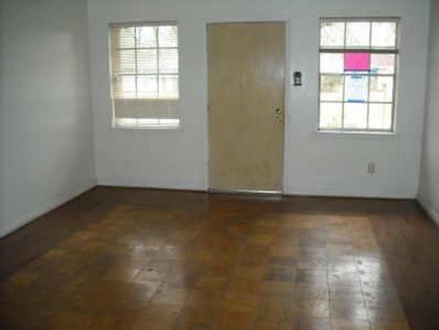 231 Gruss Drive, Houston, TX 77060