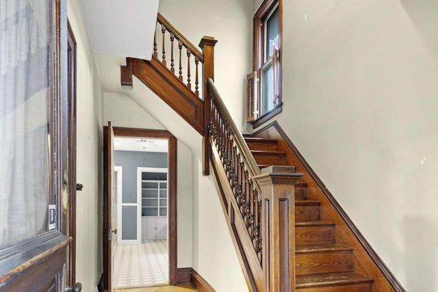 407 Rogers Street, Madison, WI 53703