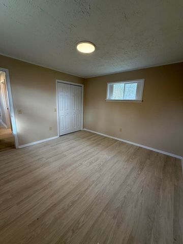 232 W Legion West Circle, Pikeville, TN 37367