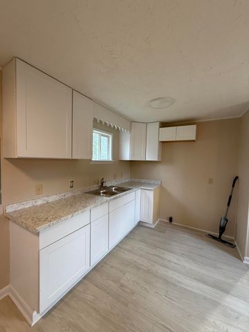 232 W Legion West Circle, Pikeville, TN 37367