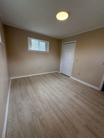 232 W Legion West Circle, Pikeville, TN 37367