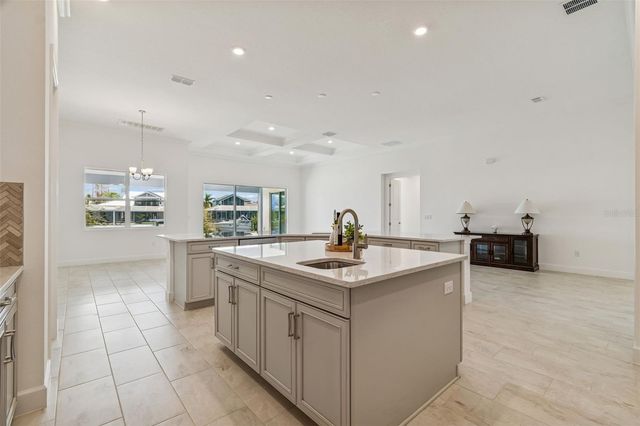 958 SIGNET DRIVE, Apollo Beach, FL 33572